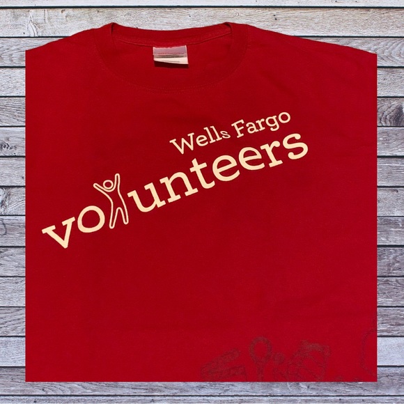 Wells Fargo Volunteers Shirt Bank Employee Costume Spirit Halloween TCF - Picture 2 of 7